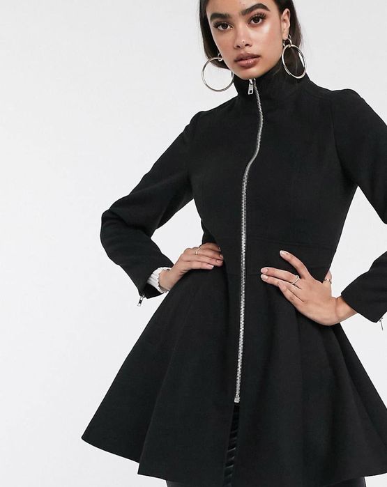 ASOS черно палто с цип разкроено
