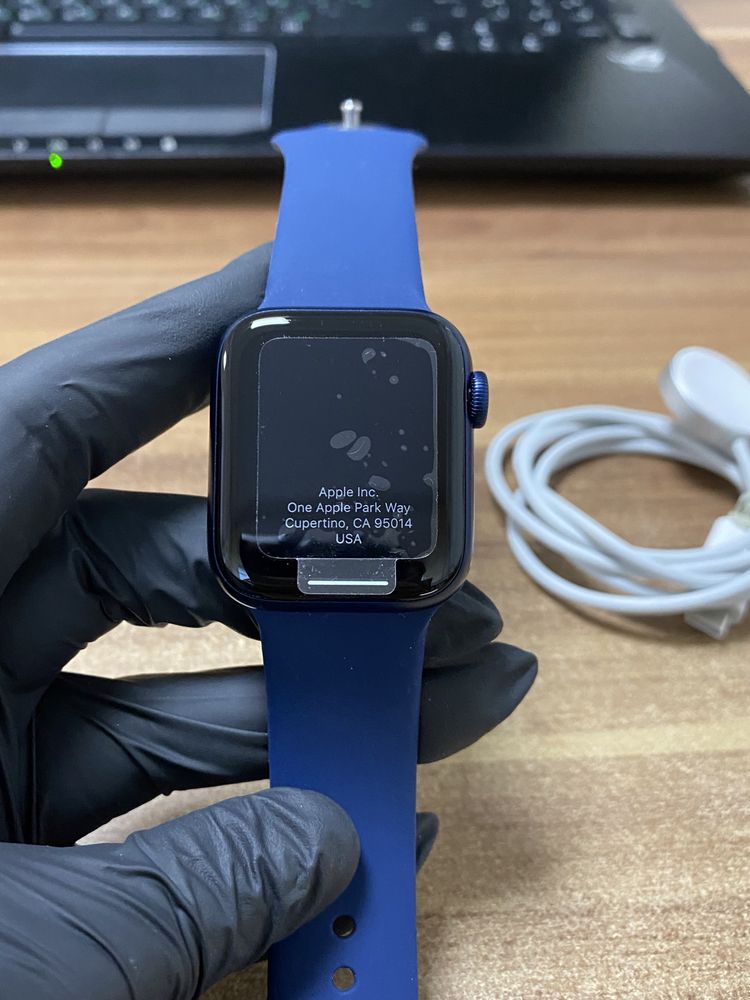 Apple Watch Seria 6 / 40 mm / GPS / Blue / Nou |