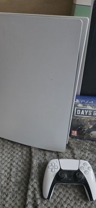 Consola ps5 cu disc 1TB