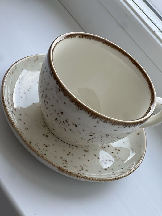 Продам новый чайный набор из фарфора Corendon