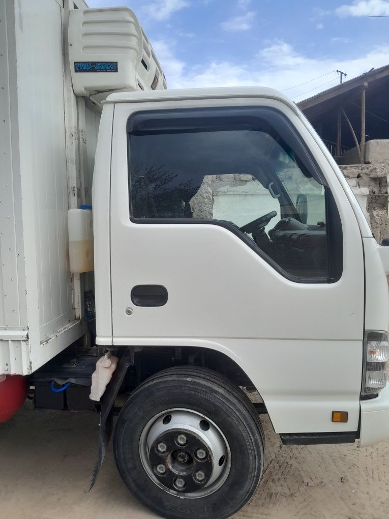 Kamaz Isuzu .5 tonna. 2012 yil