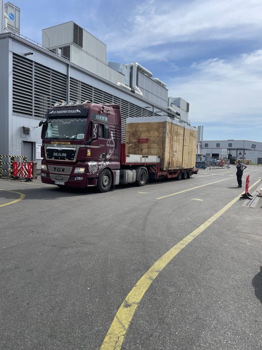 Servicii macara si transport platforma 13m, transport agabaritic