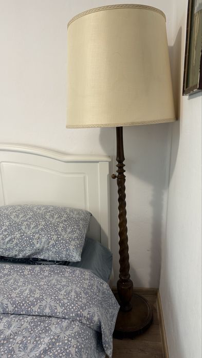 Veioza de podea superba !