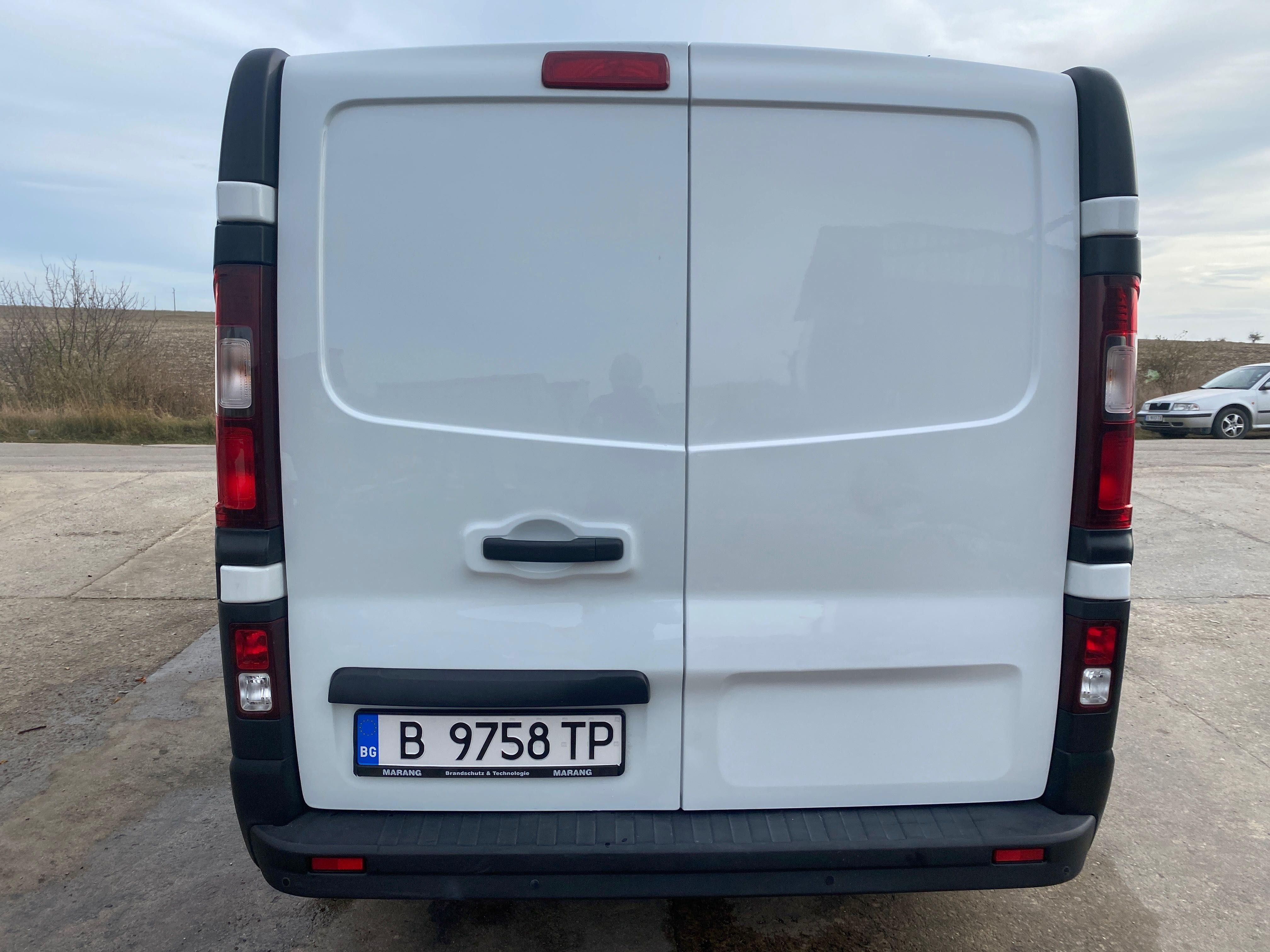 Renault Trafic 1.6 dci 95 кс., 6 ск., 2+1 места, 219000 км, 2018г.