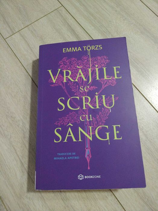 De vanzare cartea Vrajile se scriu cu sange scrisa de Emma Torzs