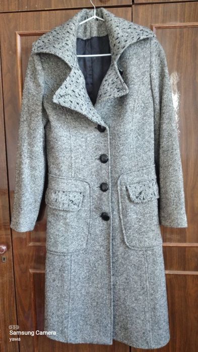 Jenskiy palto satiladi.