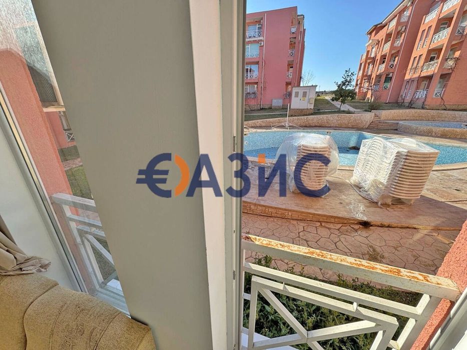 Продава се Едностаен апартамент в к.к. Слънчев бряг - 28 кв.м за 840 €/кв.м - Снимка #6