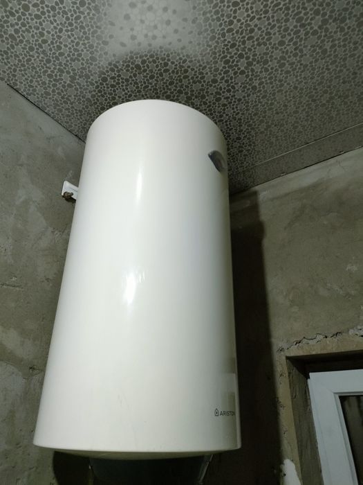 Аристон 100 л в отличном состоянии