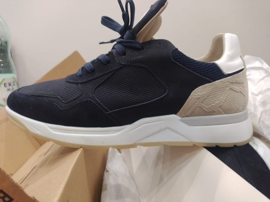 Мъжки маратонки 45 номер естествена кожа  bullboxer