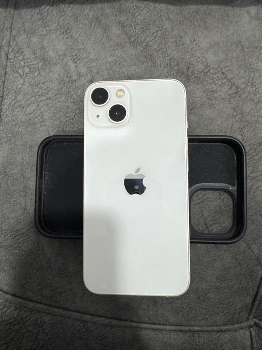 Айфон 13 в отличном состоянии