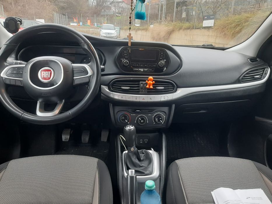 Vand auto Fiat Tipo