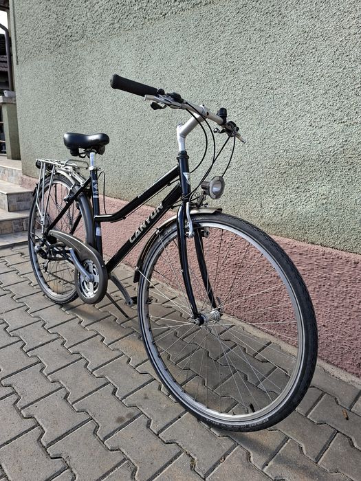 Bicicleta dama Canyon 21 viteze, roti 28, aluminiu