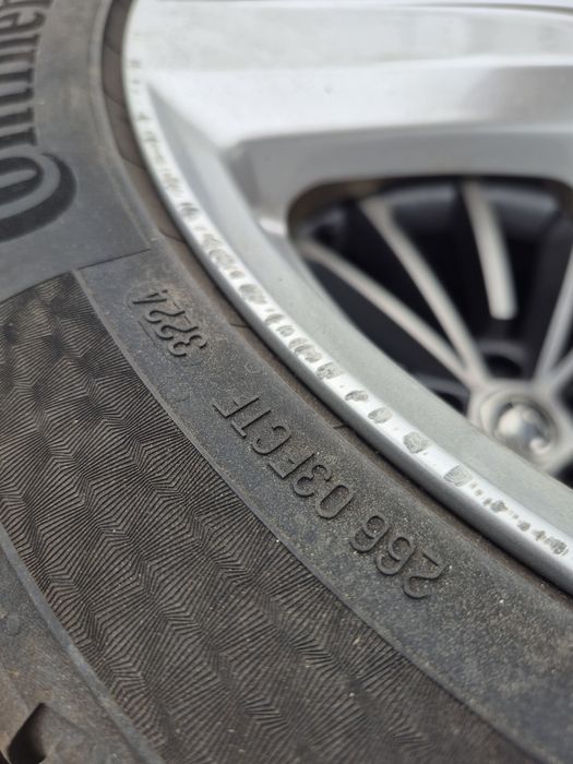 Skoda Superb L&K 18'+ всесезонни гуми Continental Allseason 235/45/18