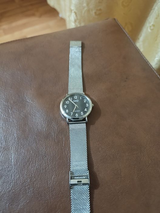 Vând ceas unisex accept doar ramburs!