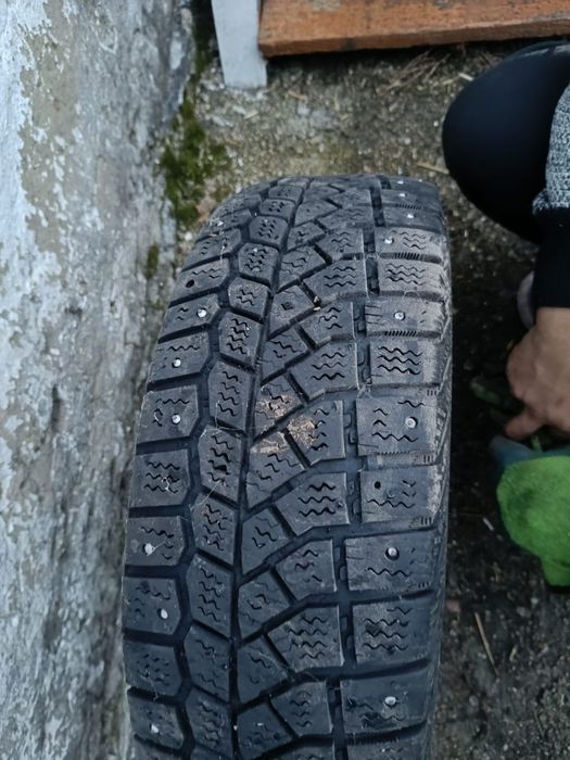 Шины зимняя 185/55/15 только одна шт