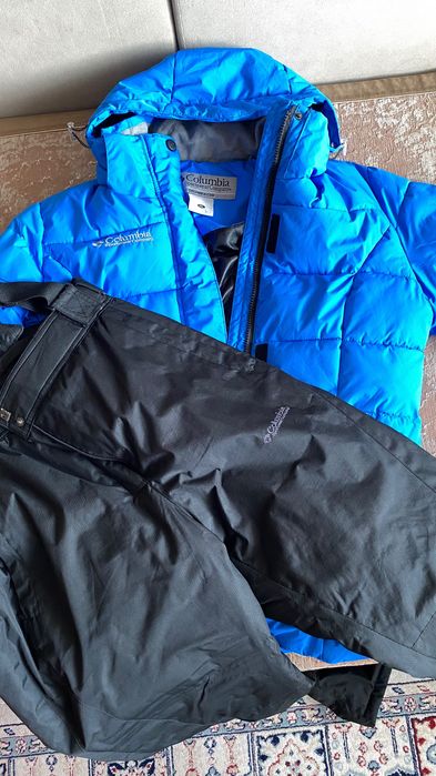 Лыжная куртка в отличном состоянии