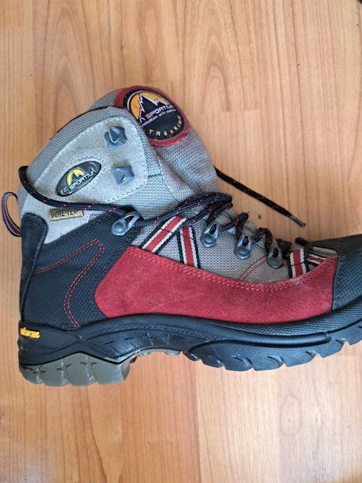 Ghete La Sportiva, marime 38