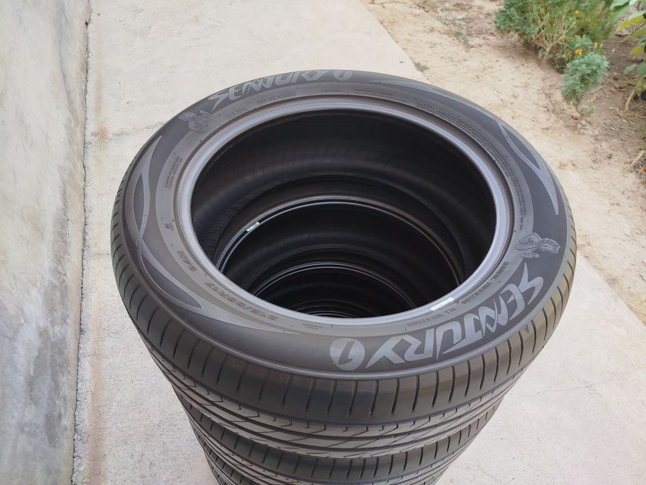 215 55 R17 Shina Sentury