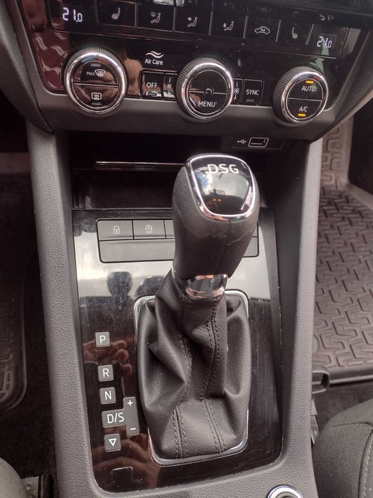 Skoda Octavia Automata, inmatriculata ianuarie 2020, benzina, 1498 cm
