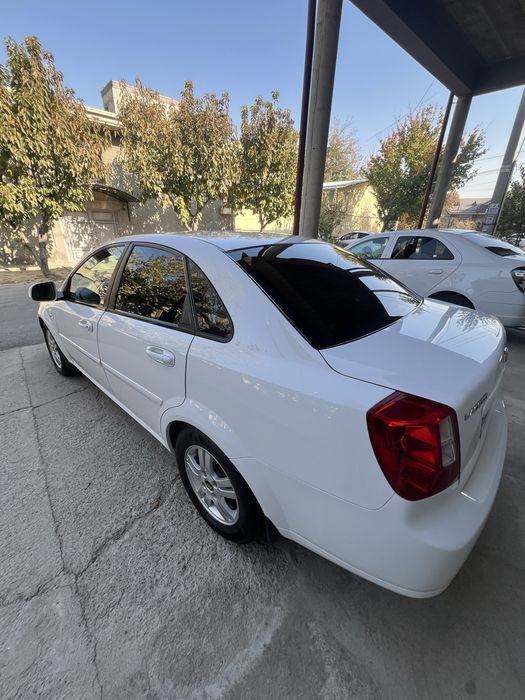 Ласетти 1,8 идеальный