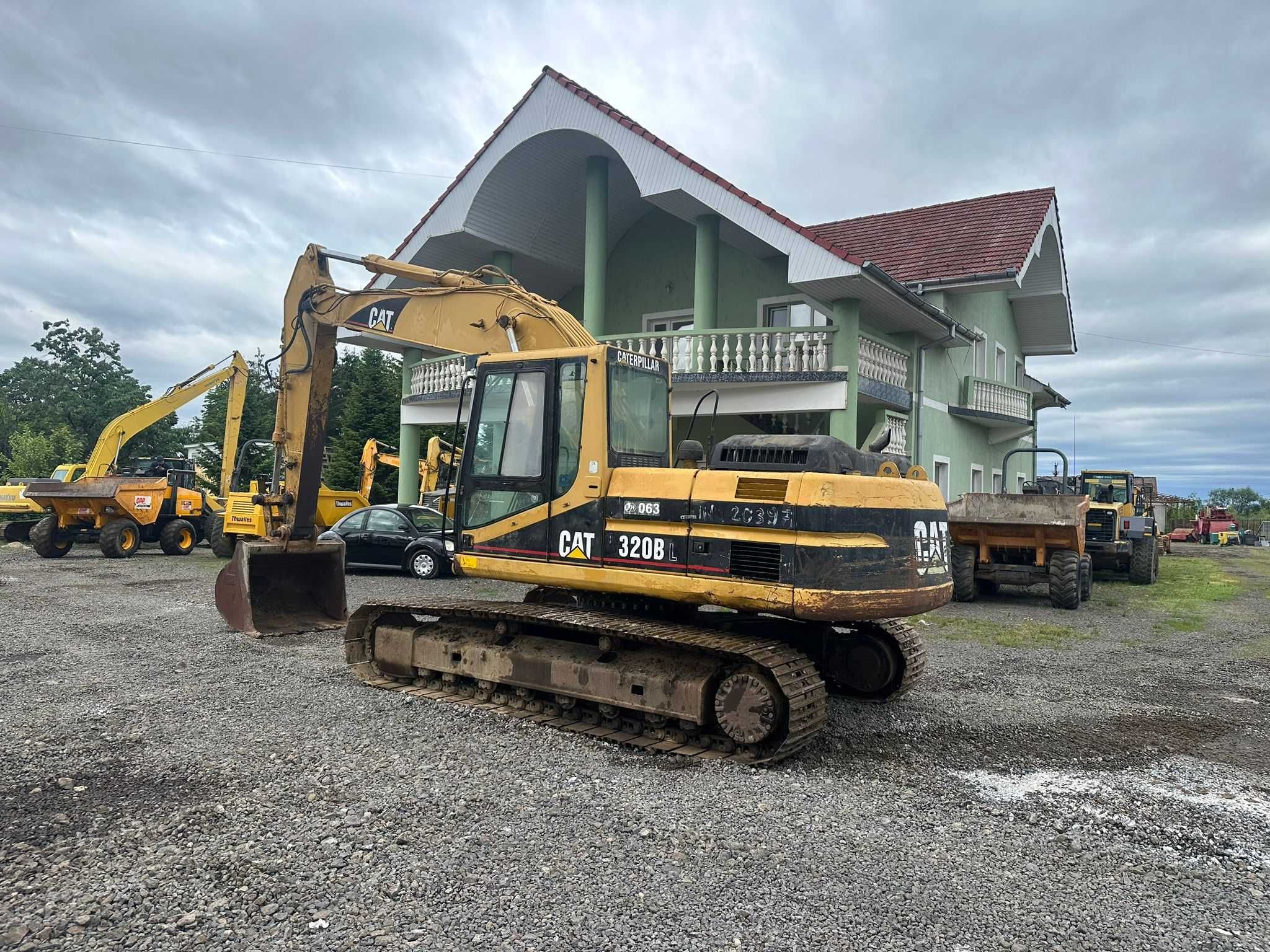 Excavator pe senile Caterpillar 320BL , 2001