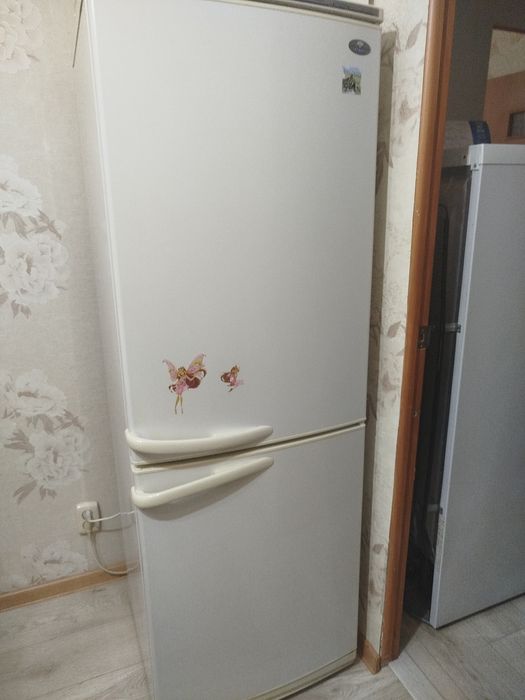 Продам холодильник Атлант