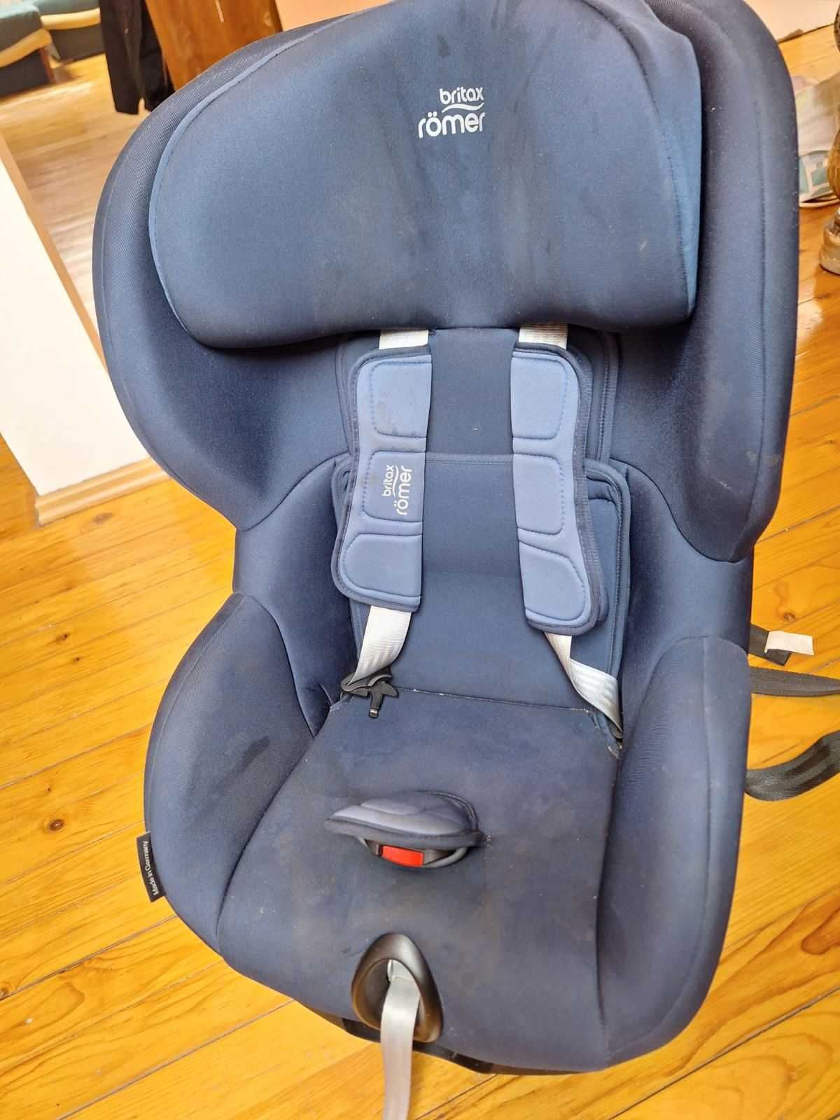Столче за кола Britax Römer Trifix2 i-Size Made in Germany