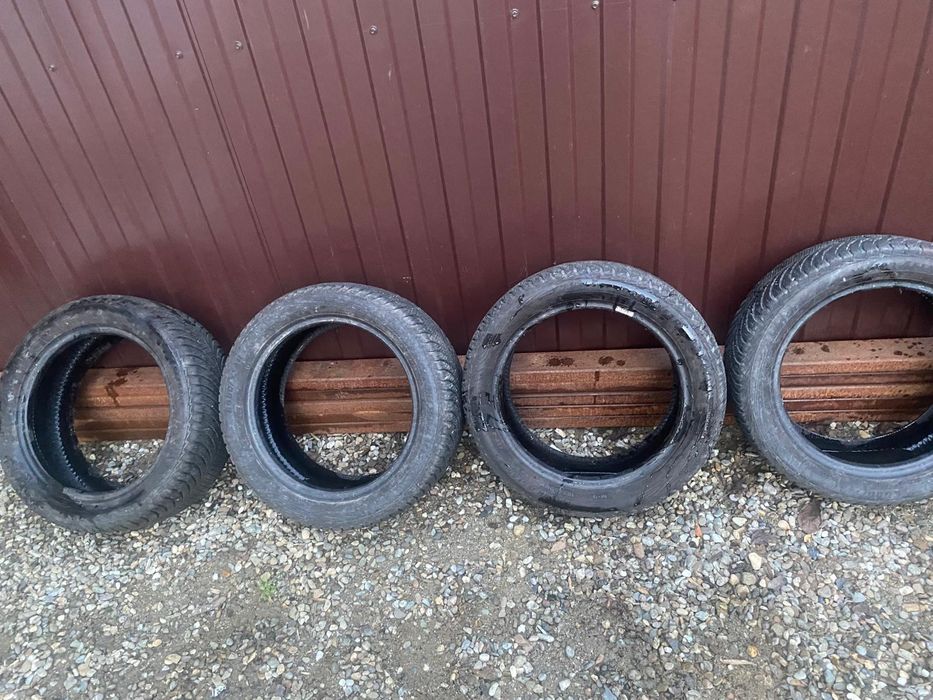 Vând set de 4 cauciucuri