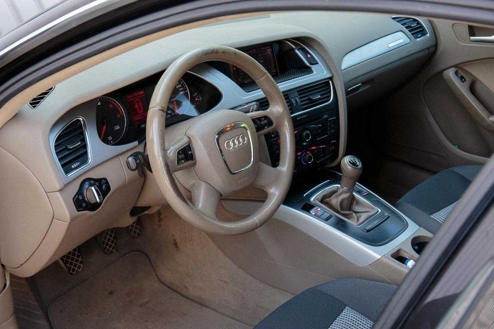 Audi A4 Avant 2.0 TDI Quattro 170 CP