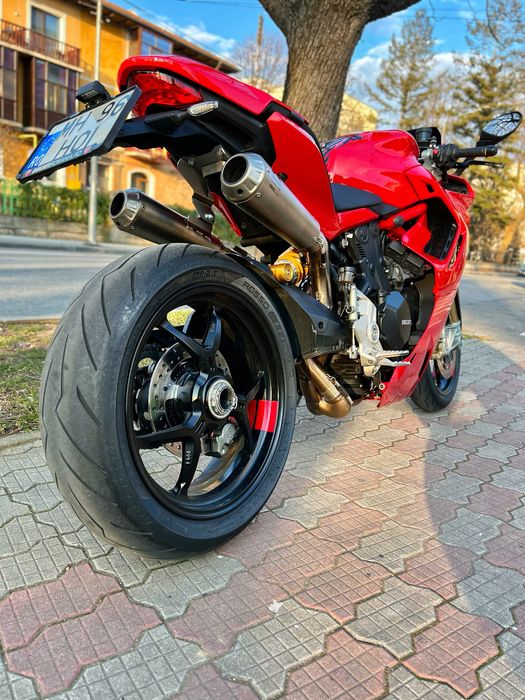 Ducati Supersport 950s