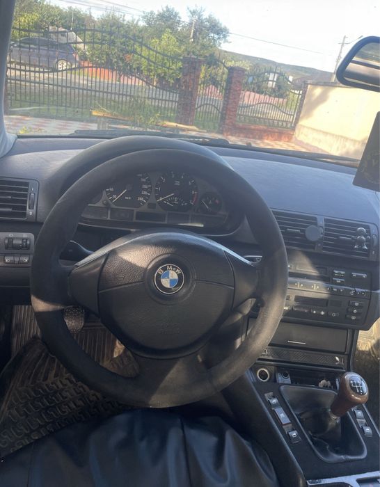 Dezmembrez/Vand BMW E46 318i