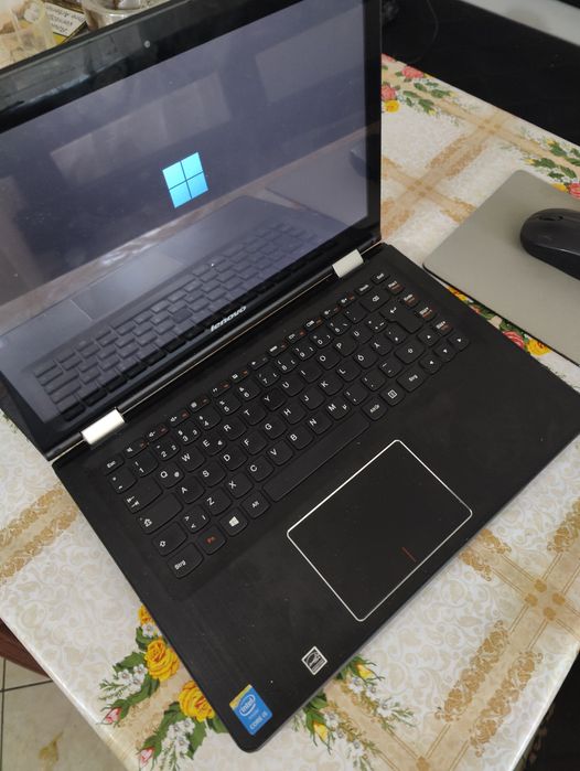 latop Lenovo yoga