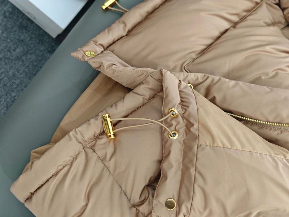 Geaca Celine , calitate premium , pe comanda , noua , S