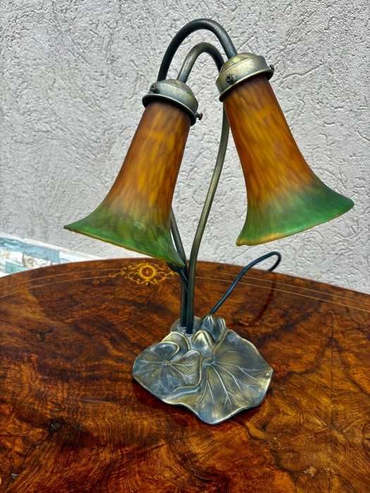 Rafinate lampi stil Art Nouveau-abajururi forma de lalea--Anglia