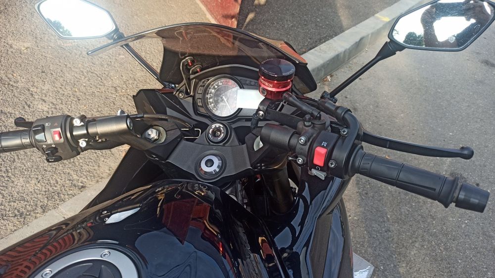 Vând Kawasaki Z1000 sx