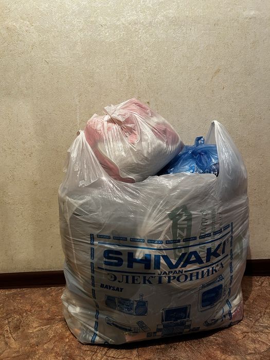 Отдам пакет детских вещей для девочек за 1000тенге