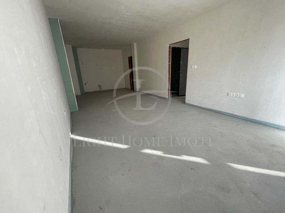 Продава се Двустаен апартамент в Пловдив, Христо Смирненски - 82 кв.м за 1208 €/кв.м - Снимка #1