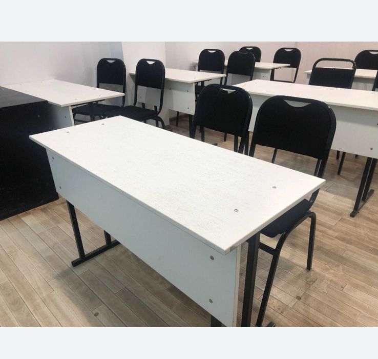 Parta va stullar sotiladi.