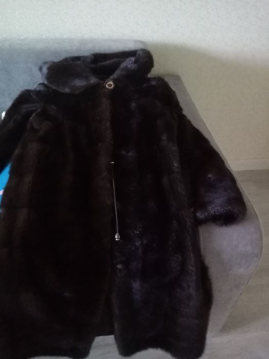 Продам норковую шубу