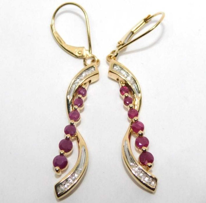 Cercei de aur 14 K cu diamante si rubine