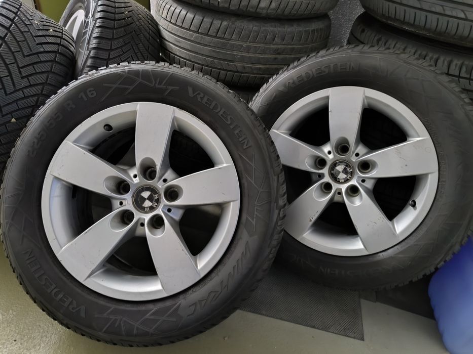Jante originale BMW E60, E61 cu cauciucuri de iarnă Vredestein