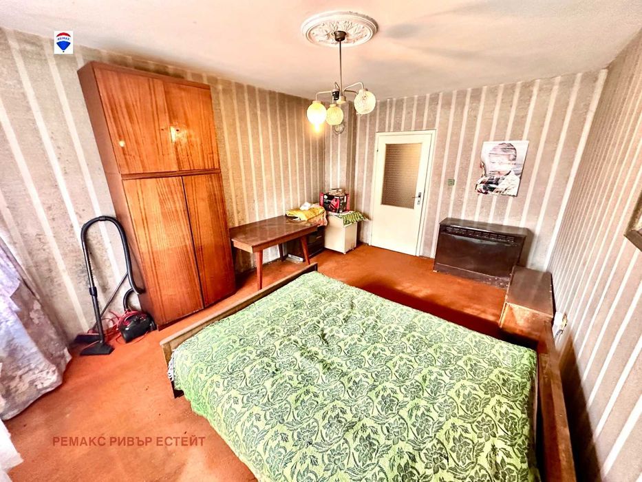 Продава се Тристаен апартамент в Русе, Здравец Изток - 72 кв.м за 999 €/кв.м - Снимка #1