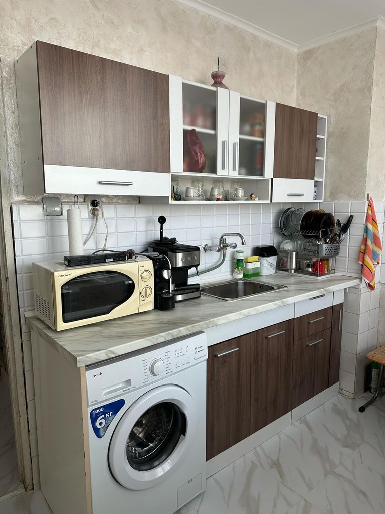 Продава се Двустаен апартамент в Търговище, Промишлена зона - 62 кв.м за 1308 €/кв.м - Снимка #5
