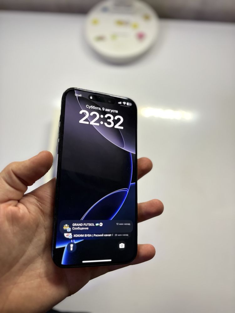 Iphone 15 pro max сотилади J/A  87% (ёмкость) 256 (память)