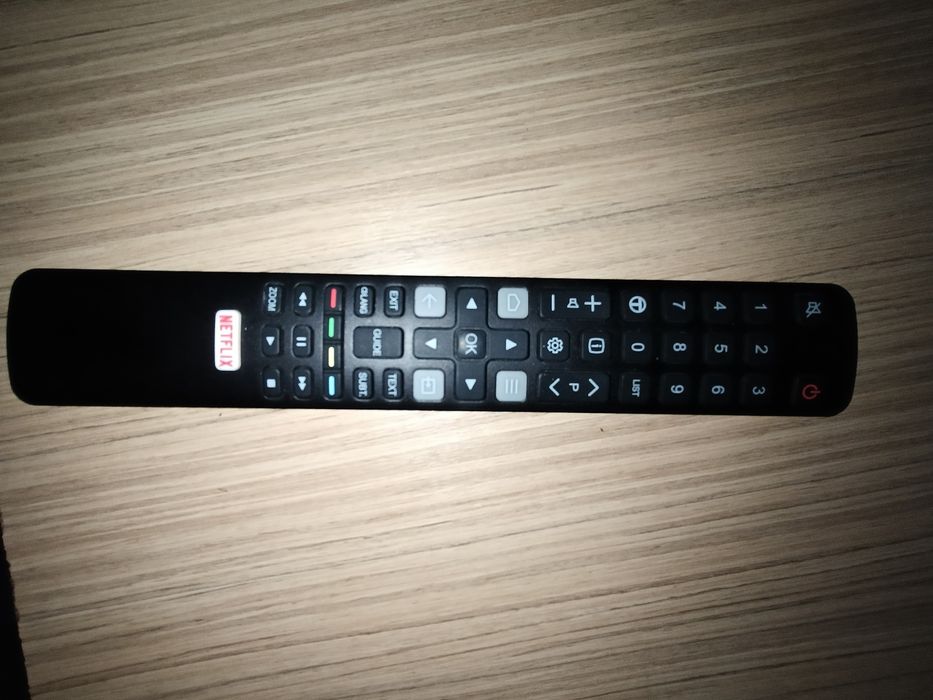 .TCL android TV.