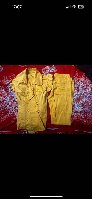 Costum  damă , S