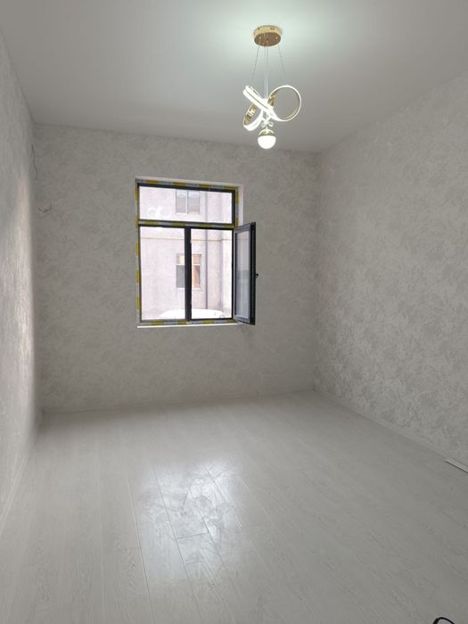 Зангиота тумани,Назарбек,Туркистонда квартира сотилади!!!