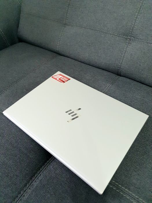 Hp EliteBook 845 g10,Ecran 14",Cpu Ryzen 5 7540u,Ram 16gb DDR5,SSD 512