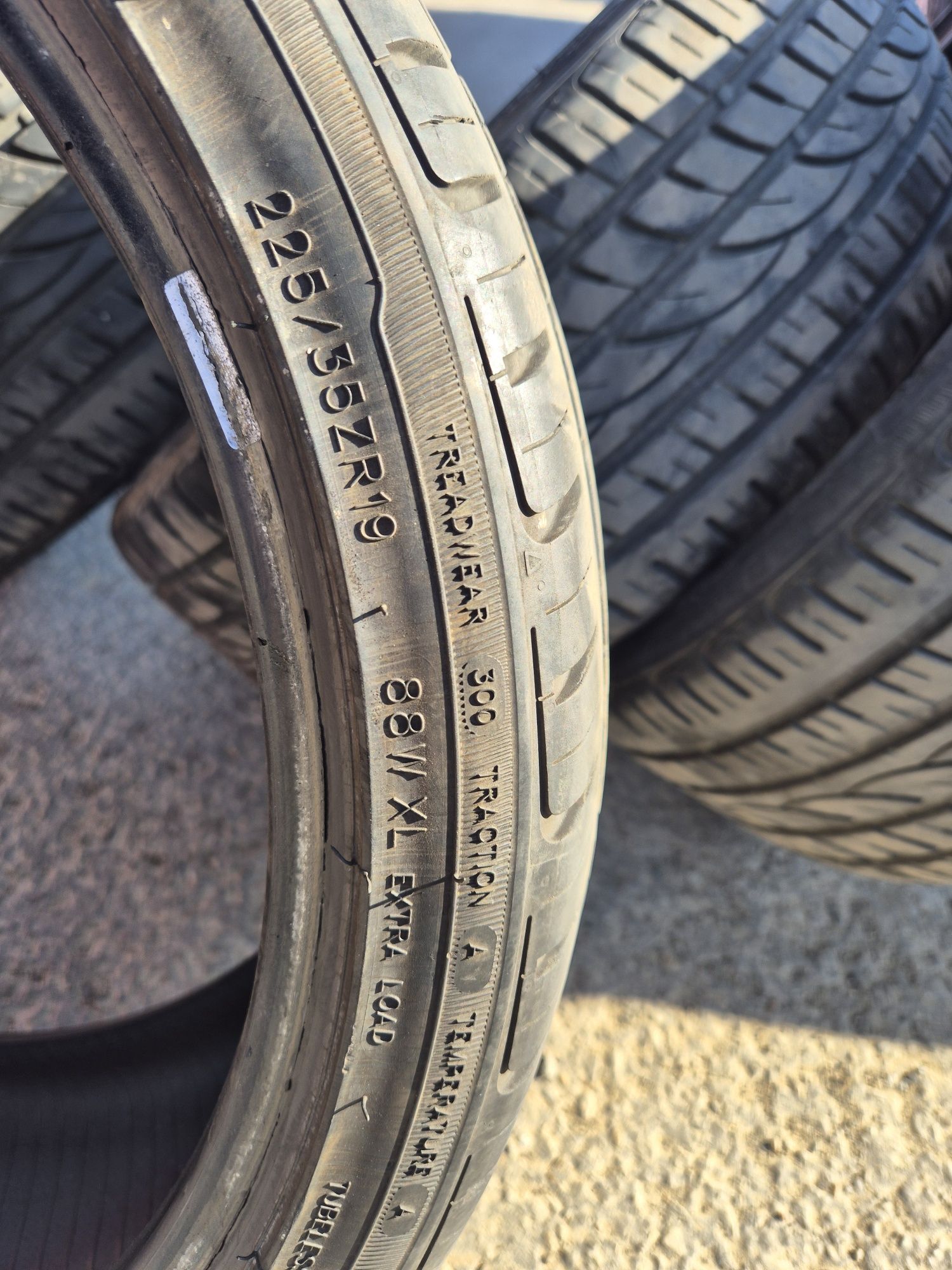 Anvelope Hankook 225/35 R19