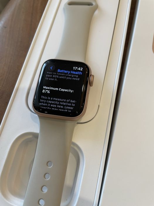 Apple watch SE 40mm Rose gold GPS